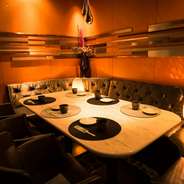 コースメニューが充実しているの【雫NO庭】の特徴のひとつ。女子会やママ会から、気の合う仲間とのパーティー、接待や会社の宴会まで、多人数で楽しむなら、コースメニューがお得です。