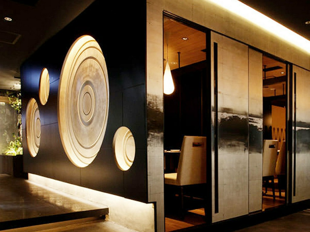 「やり過ぎず」のスタイリッシュな空間が大人の支持を得ています