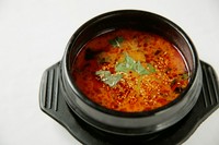 【プラス200円でご飯or麺を追加できます】