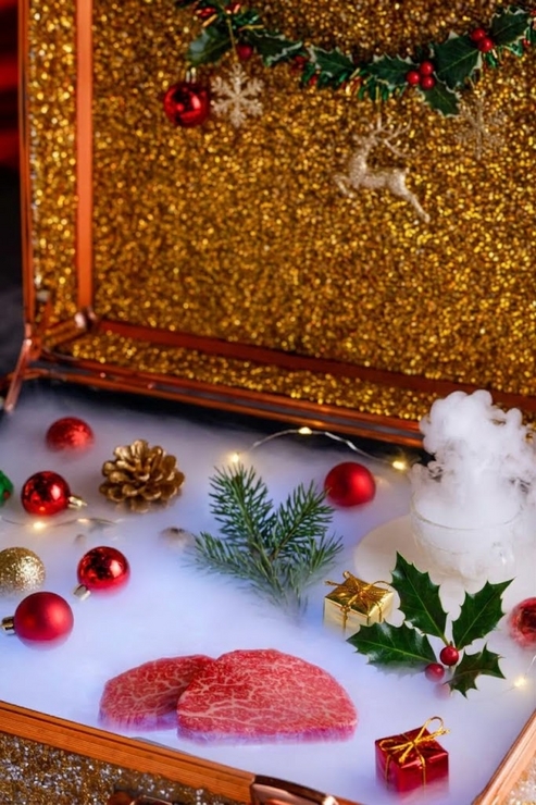 Limited time offer from December 1st to 23rd: [Early Xmas Gyugyu Course] Enjoy a gorgeous Christmas dinner a little early.