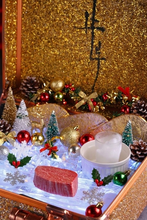 Platinum Gyugyu Christmas Course - A special course available only on December 24th and 25th, to celebrate Christmas Eve.