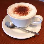 ４月からの新メニュー
大人気ホットミルクにバニラフレーバー