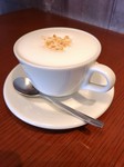 4月からの新メニュー
大人気ホットミルクにヘーゼルナッツフレーバー
