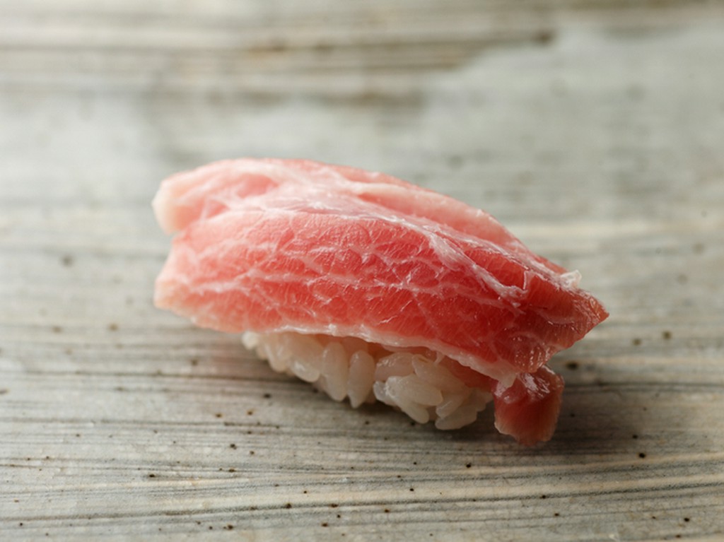 和歌山紀州勝浦産の本マグロ大トロ