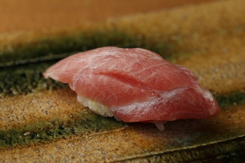 和歌山紀州勝浦産の本マグロ大トロ