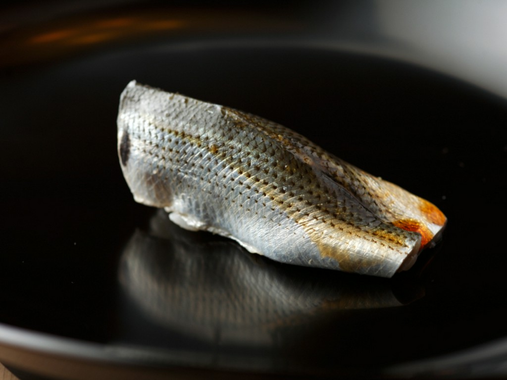 絶妙な〆具合の小肌