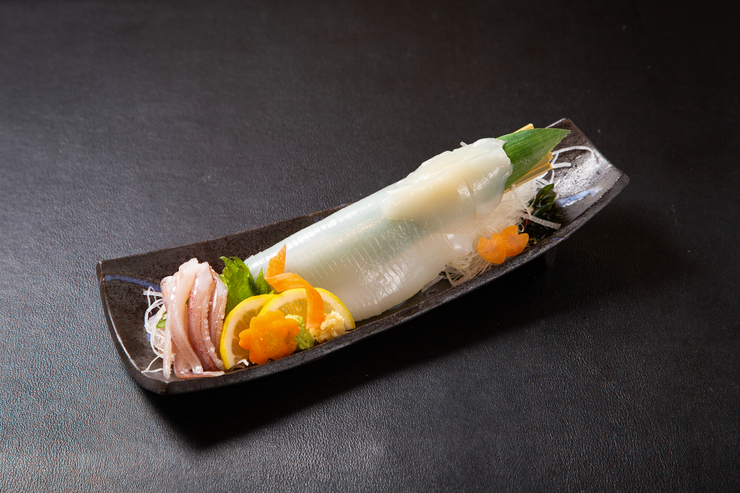 We offer a wide variety of seasonal ingredients from Sanin!
