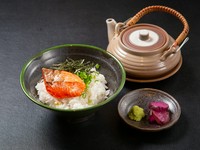〆にぴったりさけ茶漬け

