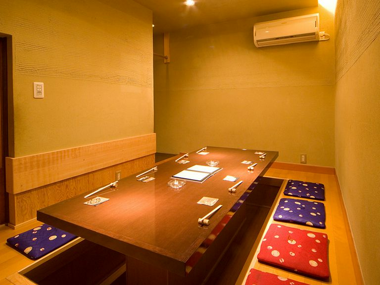 ≪完全個室のご案内≫8名程は入れる、掘りごたつ式の完全個室