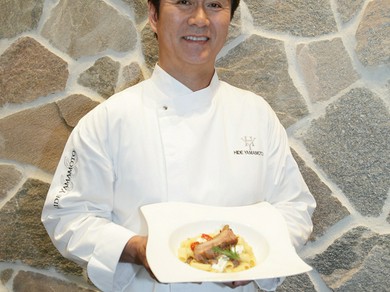 グローバルに活躍する山本シェフが料理をプロデュース