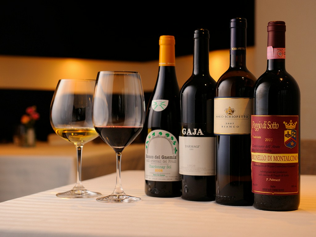 イタリアを中心に200種が豊富にそろいます