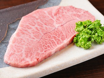 とろけるような肉の甘みを堪能『飛騨牛みすじ』