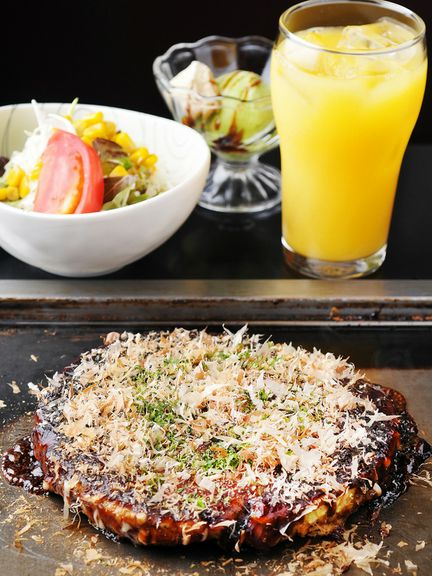 セットで楽しめる、平日昼のお得なランチメニュー