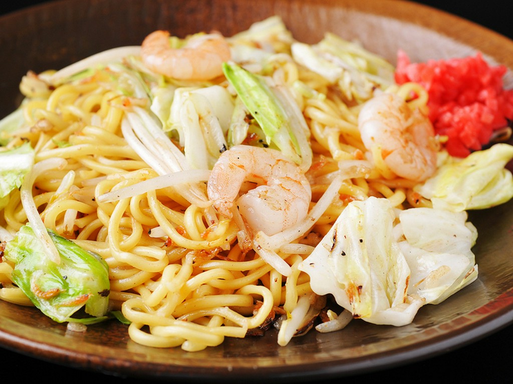 パンチの効いた味わいが美味『海鮮塩焼そば』