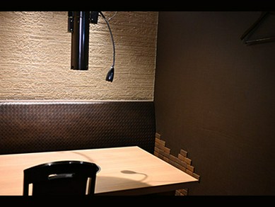 落ち着いた雰囲気でお肉を思いのままに。