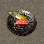 ご飯・スープ・キムチ・サラダ付き