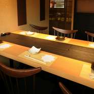 西麻布　ゆったりとくつろげる空間で楽しい時間を。個室多数有