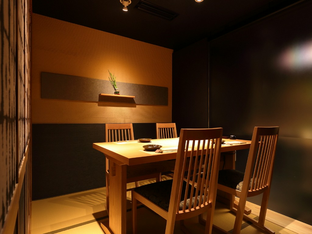 西麻布/和食　大切な人と隠れ家的にも利用できる空間。