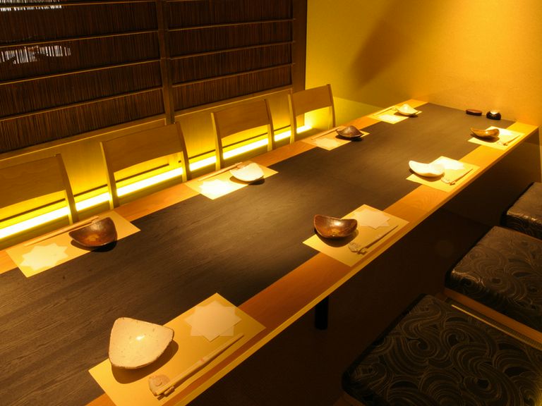 西麻布 プライベート感覚で利用できる、ゆったりとした個室。