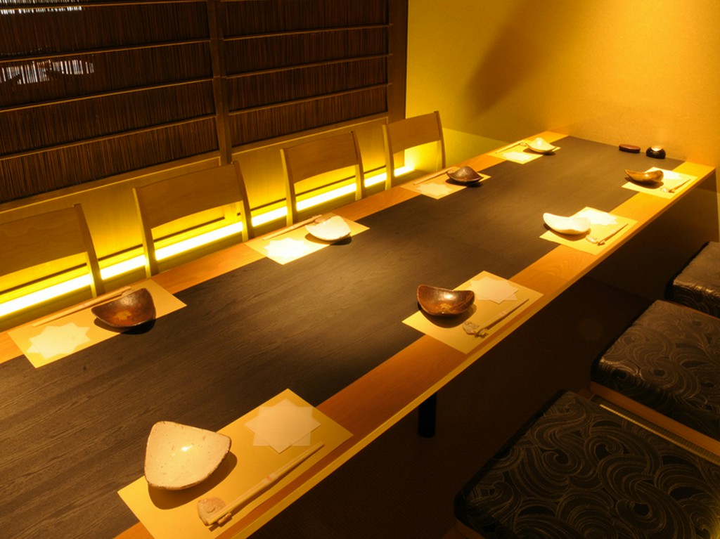 西麻布　プライベート感覚で利用できる、ゆったりとした個室。