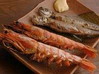 魚介の旨みがたっぷり詰まった『本日の海鮮串焼』