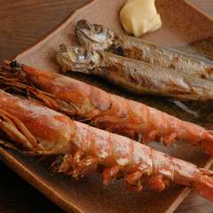 魚介の旨みがたっぷり詰まった『本日の海鮮串焼』