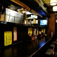 ちょっと寄っていこうかな、と思わせる老舗居酒屋