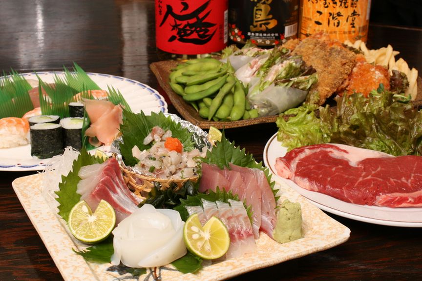 お腹一杯！　大満足の『食べ放題飲み放題コース』