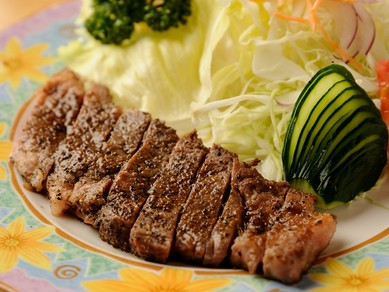 和牛ロースがこの価格！　『牛ロースステーキ』