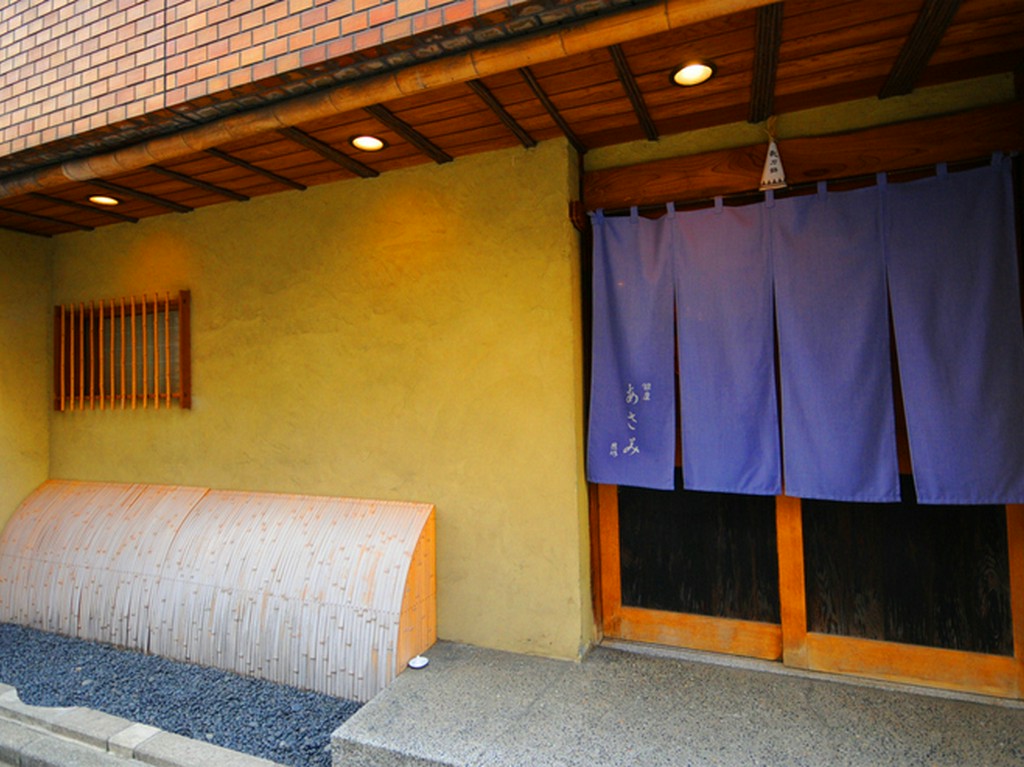 銀座の路地裏に佇む、秘密にしておきたい隠れ家料亭