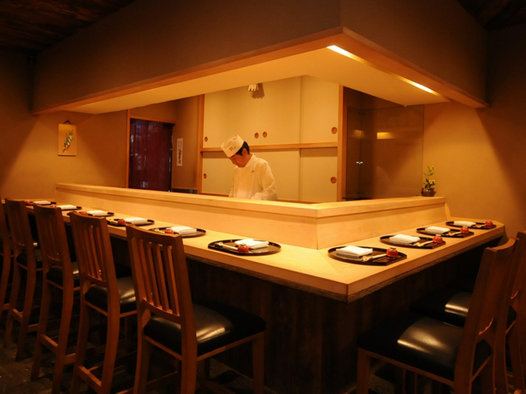 お店の特等席であるカウンター