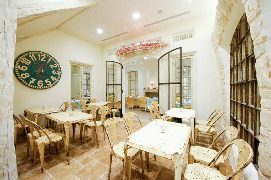 地下1階 カフェスペース