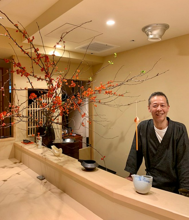 伝統的な日本料理を洋風の盛り付けで提供しています