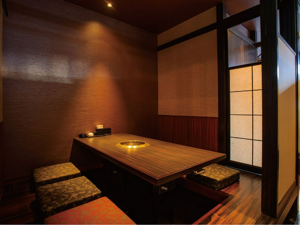 たまには女性同士、お肉をメインにした女子会を