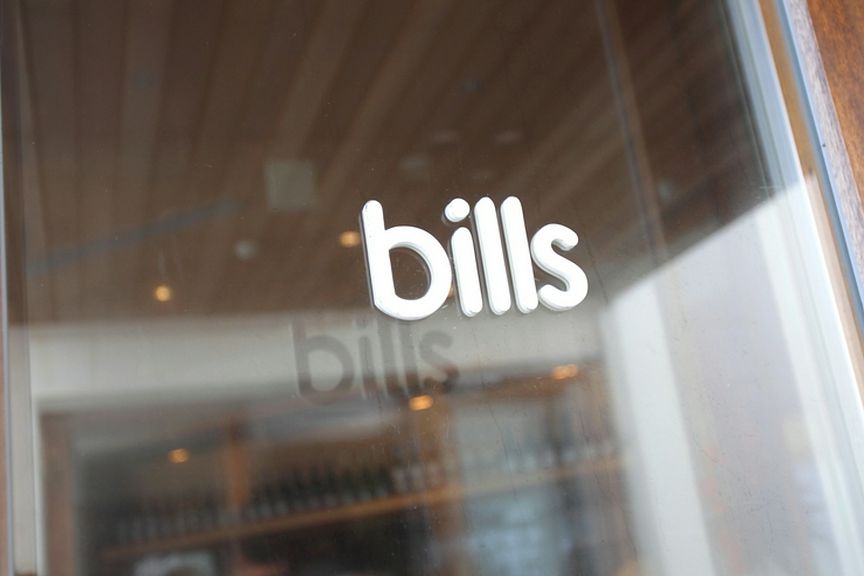 おなじみのロゴが入ったエントランス