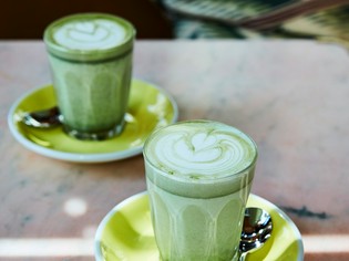ビルが惚れ込んだ日本の銘茶「八女抹茶ラテ」