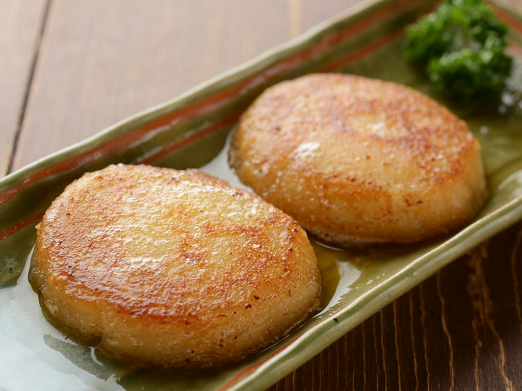 カマンベールチーズ入り、もちもち食感が人気の『ピリカポテト』