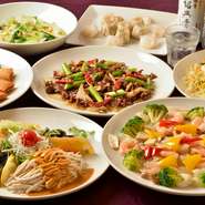個室のご用意や贅沢なコース料理もございますので、大事な方のおもてなしにも。