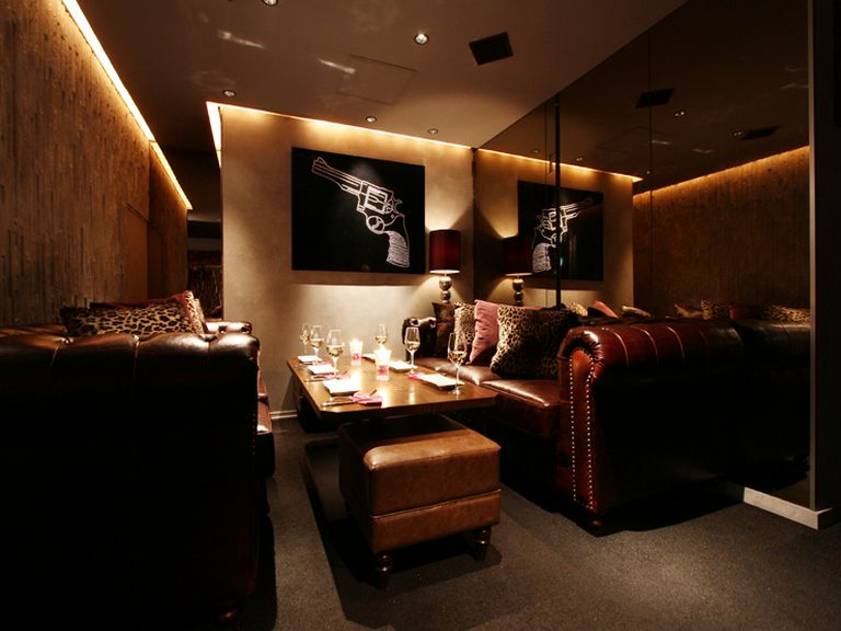 おしゃれな恵比寿でのデートや合コンに最適な幻想空間。