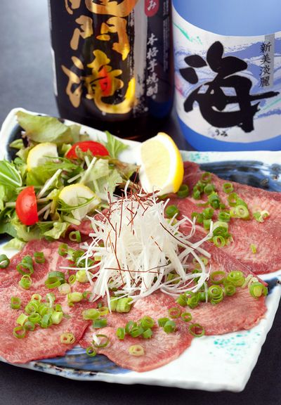 霜降りのタンがたまらない『牛タン塩ねぎ』（国産）