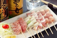 豚バラ・せせり・ぼん尻・鶏ハツ・豚味噌ホルモン・つくね・鳥身・鶏皮・砂ズリ
海老・ウィンナー・白ネギ・子持ちししゃも・豚アスパラ巻き・他