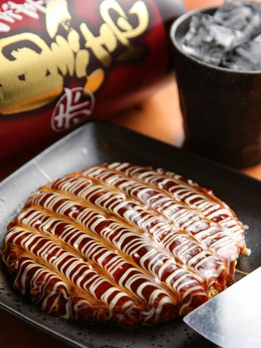 新鮮なキャベツの旨みと食感も楽しめる『お好み焼き』