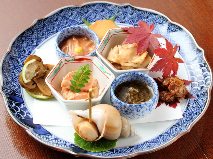 知仙 六本木/日本料理・懐石・会席 料理人 猪狩 博之 氏 | ヒトサラ