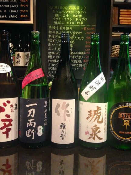センスが光る、こだわりの日本酒や焼酎の数々