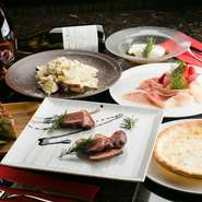 女子会コースは飲み放題付きでリーズナブル。仙台駅から徒歩2分というアクセスの良さも魅力の一つ。落ち着いた雰囲気で、普段使いにしたくなるようなおしゃれでカジュアル空間です。