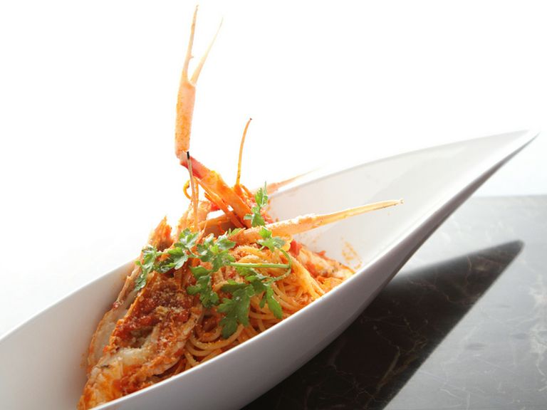 パスタはイタリアのディチェコ社の製品を使用しています