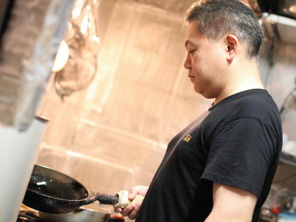 丁寧につくる琉球料理と旬の食材を取り入れた創作料理