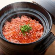 塩引き鮭といくらのはらこ飯