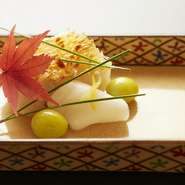 ※表示価格は税込サービス料別(10%)の価格です