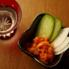 全国から取り寄せる、酒が進む珍味の数々